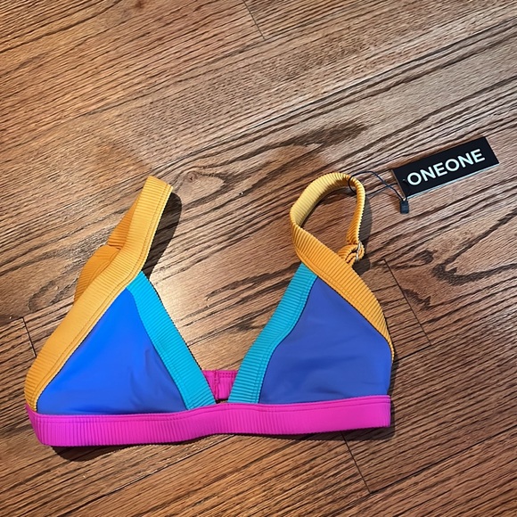 One One Bikini - Picture 2 of 6